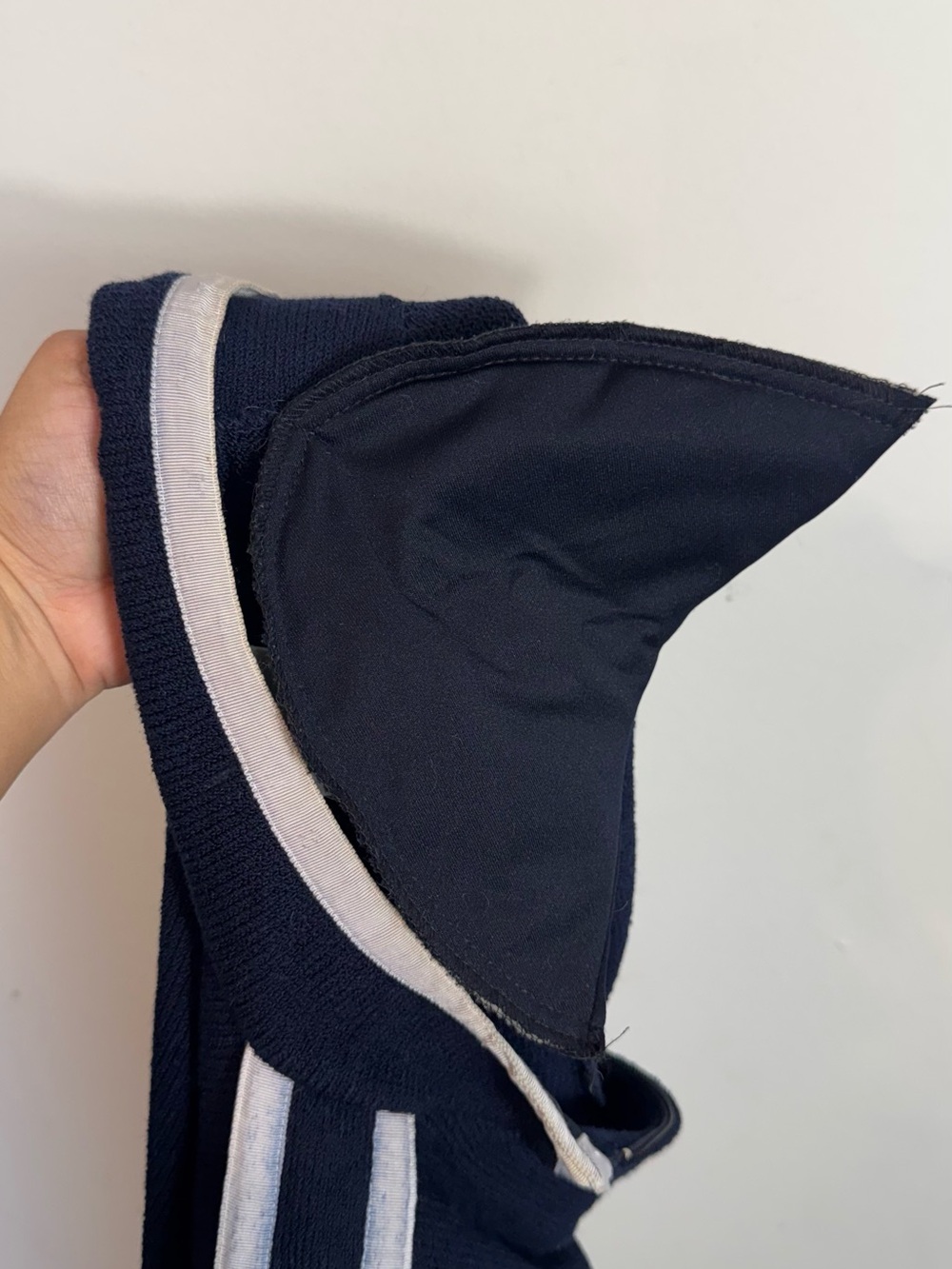 St John Crested Nautical Navy Zip Up Jacket Santana Knit Vintage USA Small - Picture 12 of 12